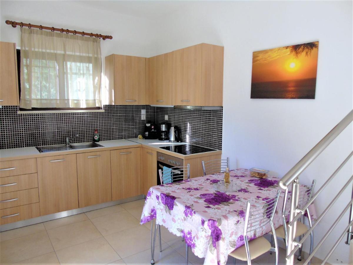 Villa Pomegrante Exopoli Luaran gambar