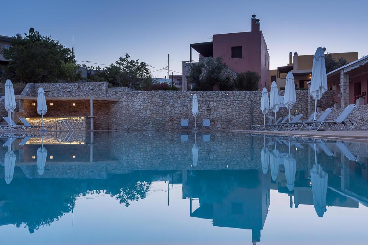 Villa Pomegrante Exopoli Luaran gambar