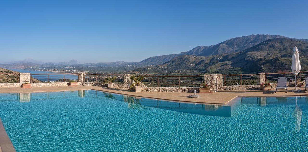 Villa Pomegrante Exopoli Luaran gambar